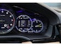 Porsche Cayenne 3.0 E-Hybrid Platinum Edition | PANO | 22 INCH | BOSE | 360 | MEMORY | LUCHTVERING | SPORT CRHONO | KEYLESS |