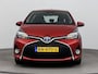 Toyota Yaris 1.5 Hybrid Dynamic Lim | Stootlijsten | All Season | Navi |