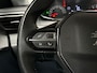 Peugeot 208 1.2 PureTech Deluxe (APPLE CARPLAY, GROOT NAVI, CRUISE, SPORTSTOELEN, LANE ASSIST, LEDER STUURWIEL, NIEUWSTAAT)