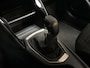 Peugeot 208 1.2 PureTech Deluxe (APPLE CARPLAY, GROOT NAVI, CRUISE, SPORTSTOELEN, LANE ASSIST, LEDER STUURWIEL, NIEUWSTAAT)