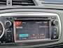 Toyota Yaris 1.3 VVT-i Dynamic | Climate Control | Navigatie | Camera | Cruise Control | Lichtmetalen Velgen | Dealer Onderhouden |