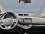 Toyota Yaris 1.3 VVT-i Dynamic | Climate Control | Navigatie | Camera | Cruise Control | Lichtmetalen Velgen | Dealer Onderhouden |