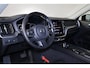 Volvo XC60 B4 Momentum - IntelliSafe Assist & Surround - Harman/Kardon audio - Adaptieve LED koplampen - Parkeercamera achter - Verwarmde voorstoelen & stuur - Parkeersensoren voor & achter - Elektr. bedienb. voorstoelen met geheugen - 18' LMV