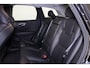 Volvo XC60 B4 Momentum - IntelliSafe Assist & Surround - Harman/Kardon audio - Adaptieve LED koplampen - Parkeercamera achter - Verwarmde voorstoelen & stuur - Parkeersensoren voor & achter - Elektr. bedienb. voorstoelen met geheugen - 18' LMV