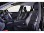 Volvo XC60 B4 Momentum - IntelliSafe Assist & Surround - Harman/Kardon audio - Adaptieve LED koplampen - Parkeercamera achter - Verwarmde voorstoelen & stuur - Parkeersensoren voor & achter - Elektr. bedienb. voorstoelen met geheugen - 18' LMV