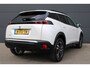 Peugeot 2008 1.2 PureTech Allure Pack | Navigatie | Camera | Trekhaak | NL auto | Apple carplay | Keyless | Bluetooth | Parelmoer |