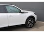 Peugeot 2008 1.2 PureTech Allure Pack | Navigatie | Camera | Trekhaak | NL auto | Apple carplay | Keyless | Bluetooth | Parelmoer |