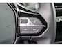 Peugeot 2008 1.2 PureTech Allure Pack | Navigatie | Camera | Trekhaak | NL auto | Apple carplay | Keyless | Bluetooth | Parelmoer |