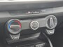 Kia Stonic 1.0 T-GDi DynamicLine | Apple Carplay/Android | Cruise control | Two Tone | Navigatie | 17" velgen