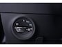 Skoda Karoq 1.5 TSI ACT Business Edition Plus NAP Clima Winterpakket Navi Camera PDC v+a  Voorruitverwaming