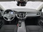 Volvo V60 2.0 B3 Momentum Business | Adaptieve Cruise Control | Parkeercamera | Harman Kardon Audio | Apple CarPlay & Android Auto | Donker Getint Glas | 18" Lichtmetalen Velgen |