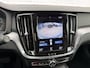 Volvo V60 2.0 B3 Momentum Business | Adaptieve Cruise Control | Parkeercamera | Harman Kardon Audio | Apple CarPlay & Android Auto | Donker Getint Glas | 18" Lichtmetalen Velgen |
