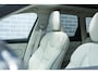 Volvo XC60 2.0 T6 Plug-in hybrid AWD Inscription | PHEV | 360 Graden Camera | Head-up Display | Harman Kardon Audio | Parkeersensoren | Navigatie | Elektrische Achterklep | Keyless Entry | Lederen Bekleding