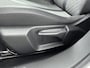 Peugeot e-2008 SUV EV 156pk 54 kWh Allure | ACCU 98% | Camera | Draadloos Carplay | Cruise Control Adaptief met Stop&Go