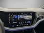 Volkswagen Touareg R 3.0 TSI eHybrid 462pk Tiptronic Trekhaak, Head up display, Luchtvering, DYN audio, Adaptive cruise control, Lederen bekleding, Panoramadak