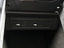 Mercedes-Benz A-klasse 250 e Business Solution AMG Limited 5 Spaaks lichten metalen | MBUX wide screen | Navigatie | Parking support met camera achter | Inclusief 24 maanden MB Certified garantie voor Europa.