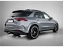 Mercedes-Benz GLE AMG 53 Hybrid 4MATIC+ Night Edition Premium Plus | Winterpakket | Sierelementen AMG carbon | MAGIC VISION CONTROL | Panoramaschuifdak | Trekhaak | Verlichte treeplanken | 22 inch kruisspaaks lichtmetalen AMG-velgen | 360° camera |