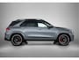 Mercedes-Benz GLE AMG 53 Hybrid 4MATIC+ Night Edition Premium Plus | Winterpakket | Sierelementen AMG carbon | MAGIC VISION CONTROL | Panoramaschuifdak | Trekhaak | Verlichte treeplanken | 22 inch kruisspaaks lichtmetalen AMG-velgen | 360° camera |