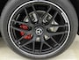 Mercedes-Benz GLE AMG 53 Hybrid 4MATIC+ Night Edition Premium Plus | Winterpakket | Sierelementen AMG carbon | MAGIC VISION CONTROL | Panoramaschuifdak | Trekhaak | Verlichte treeplanken | 22 inch kruisspaaks lichtmetalen AMG-velgen | 360° camera |
