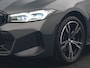 BMW 3-Serie Touring 330e M Sport PHEV 293pk Dealer O.H. | Dravitgrau | Trekhaak Af Fabriek | Panodak | Head Up | Camera | Lederen Sportstoelen Verwarmd | Sfeerverlichting | Apple Carplay | Keyless | Blis | Cruise Control | Navigatie | DAB | Plug I
