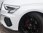 Audi A3 Sportback 35 TFSI S edition | Panoramadak | Sportstoelen | Stoelverwarming |