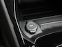 Peugeot e-2008 EV Allure Pack 50 kWh 136pk Automaat | Navigatie | Adaptieve Cruise Control | LED | Climate Control | Camera | 17"LMV | Stoelverwarming | Keyless Entry/Start |