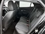 Peugeot e-2008 EV Allure Pack 50 kWh 136pk Automaat | Navigatie | Adaptieve Cruise Control | LED | Climate Control | Camera | 17"LMV | Stoelverwarming | Keyless Entry/Start |
