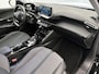 Peugeot e-2008 EV Allure Pack 50 kWh 136pk Automaat | Navigatie | Adaptieve Cruise Control | LED | Climate Control | Camera | 17"LMV | Stoelverwarming | Keyless Entry/Start |