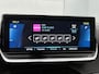 Peugeot e-2008 EV Allure Pack 50 kWh 136pk Automaat | Navigatie | Adaptieve Cruise Control | LED | Climate Control | Camera | 17"LMV | Stoelverwarming | Keyless Entry/Start |