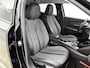Peugeot e-2008 EV Allure Pack 50 kWh 136pk Automaat | Navigatie | Adaptieve Cruise Control | LED | Climate Control | Camera | 17"LMV | Stoelverwarming | Keyless Entry/Start |