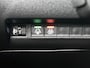 Peugeot e-2008 EV Allure Pack 50 kWh 136pk Automaat | Navigatie | Adaptieve Cruise Control | LED | Climate Control | Camera | 17"LMV | Stoelverwarming | Keyless Entry/Start |