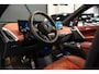 BMW iX xDrive M70 112 kWh *Panorama Sky Lounge / Bowers & Wilkins Diamond / Soft-Close / Stoelventilatie / Surround-View*