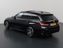BMW 3-Serie Touring 320i | M-Pakket | Panoramadak | Trekhaak Ele.wegklapbaar | Apple CarPlay/Android Auto | Curved Display | Stuur/Stoelverwarming | Interieur Verlichting | Sportstoelen | Camera | DAB | Ele. kofferdeksel |