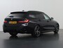 BMW 3-Serie Touring 320i | M-Pakket | Panoramadak | Trekhaak Ele.wegklapbaar | Apple CarPlay/Android Auto | Curved Display | Stuur/Stoelverwarming | Interieur Verlichting | Sportstoelen | Camera | DAB | Ele. kofferdeksel |