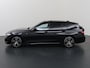 BMW 3-Serie Touring 320i | M-Pakket | Panoramadak | Trekhaak Ele.wegklapbaar | Apple CarPlay/Android Auto | Curved Display | Stuur/Stoelverwarming | Interieur Verlichting | Sportstoelen | Camera | DAB | Ele. kofferdeksel |