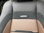 Mercedes-Benz GLE AMG 53 Hybrid 4MATIC+ Night Edition Premium Plus | Winterpakket | Remklauwen in rood | Sierelementen AMG carbon | Trekhaak | Verlichte treeplanken | MAGIC VISION CONTROL | Dashcam | 22 inch kruisspaaks lichtmetalen AMG-velgen |