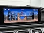 Mercedes-Benz GLE AMG 53 Hybrid 4MATIC+ Night Edition Premium Plus | Winterpakket | Remklauwen in rood | Sierelementen AMG carbon | Trekhaak | Verlichte treeplanken | MAGIC VISION CONTROL | Dashcam | 22 inch kruisspaaks lichtmetalen AMG-velgen |