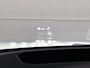 Mercedes-Benz GLE AMG 53 Hybrid 4MATIC+ Night Edition Premium Plus | Winterpakket | Remklauwen in rood | Sierelementen AMG carbon | Trekhaak | Verlichte treeplanken | MAGIC VISION CONTROL | Dashcam | 22 inch kruisspaaks lichtmetalen AMG-velgen |