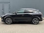 Nissan Qashqai 1.3 MHEV Tekna / Trekhaak / Panoramadak / HUD / Elektr Bestuurders Stoel / Elektr. Achterklep / Stoelverwarming / Apple Carplay Android Auto