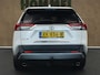 Toyota RAV4 2.0 VVT-iE First Edition - ORIGINEEL NEDERLANDSE AUTO - VASTE TREKHAAK - TREKGEWICHT 1500 KG -NAVIGATIE - ELEKTRISCHE ACHTERKLEP - PARKEERSENSOREN VOOR/ ACHTER - DODEHOEK DETECTIE - CONTINENTAL 4 SEIZOENENBANDEN - PARELMOER LAK - KEYLESS ENTRY/ START - 18 INCH LICHT METALEN VELGEN - CLIMATE CONTROL