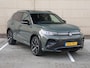 Volkswagen Tiguan R-Line Edition 1.5 eHybrid 204 PK | Harman Kardon | Trekhaak | LED Matrix | Panoramadak | Navigatie | 360 Camera | Stoel- en stuurverwarming