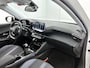 Peugeot 2008 1.2 Allure 100pk | Navigatie | Climate Control | Cruise Control | 17"LMV | LED | Camera | Apple Carplay/Android Auto |