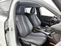 Peugeot 2008 1.2 Allure 100pk | Navigatie | Climate Control | Cruise Control | 17"LMV | LED | Camera | Apple Carplay/Android Auto |
