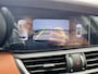 Alfa Romeo Giulia 2.0T Super Veloce Tuning 310PK | Full Carbon | Leer | Appel-Android | 19" Breedset || Schakelflippers | Xenon |