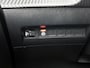 Peugeot e-208 EV Allure Pack 50 kWh 136pk Automaat | Navigatie | Climate Control | Cruise Control | LED | 16"LMV | Parkeersensoren | Apple Carplay/Android Auto |