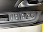 Peugeot e-208 EV Allure Pack 50 kWh 136pk Automaat | Navigatie | Climate Control | Cruise Control | LED | 16"LMV | Parkeersensoren | Apple Carplay/Android Auto |