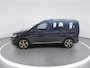 Volkswagen Caddy Combi Style 1.5 eHybrid 115pk Automaat · Navigatie · Trekhaak · LED koplampen en achterlichten · Allseason banden ·