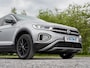 Volkswagen T-Roc 1.0 TSI Style // navigatie // pdc // stoelverwarming