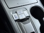 Hyundai Kona Electric EV 64kWh 204pk Premium Warmtepomp Leer Head-Up Display Apple Carplay Android Navi Camera Elektr.Stoelen+Verwarmd+Ventilatie Adaptive Cruise/Stop&Go Led Keyless DAB+ Verwarmd Stuur Pdc Subwoofer Bluetooth Dodehoek detector Privacy Glas Rijstrooksensor Origineel Nederlandse EV