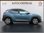 Hyundai Kona Electric EV 64kWh 204pk Premium Warmtepomp Leer Head-Up Display Apple Carplay Android Navi Camera Elektr.Stoelen+Verwarmd+Ventilatie Adaptive Cruise/Stop&Go Led Keyless DAB+ Verwarmd Stuur Pdc Subwoofer Bluetooth Dodehoek detector Privacy Glas Rijstrooksensor Origineel Nederlandse EV